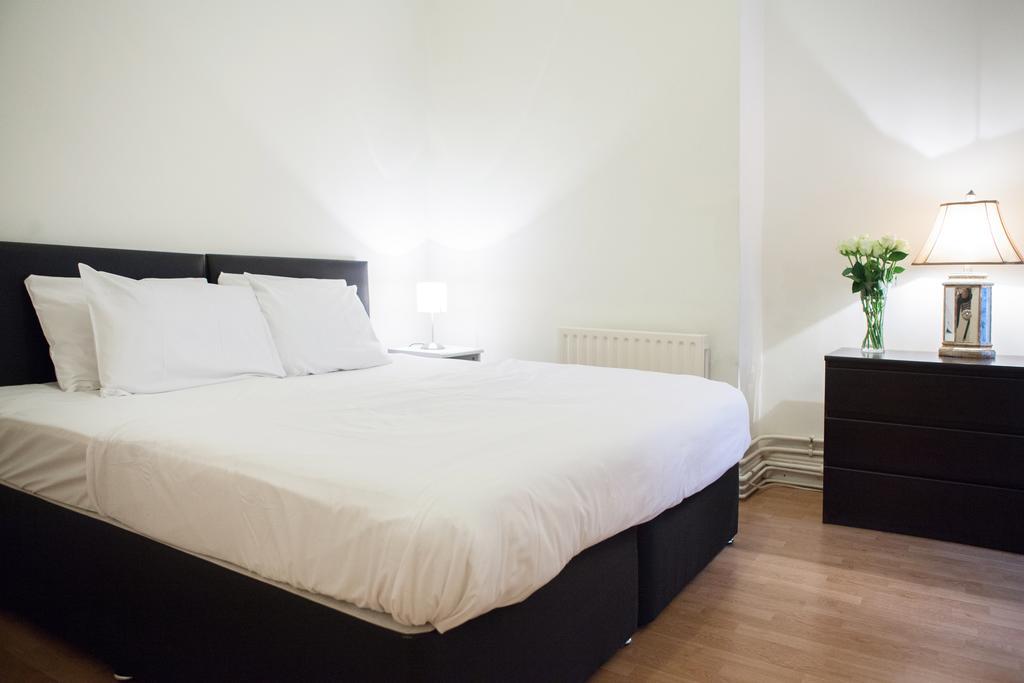 Victoria Station Apartment Лондон Екстер'єр фото