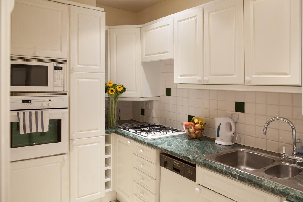 Victoria Station Apartment Лондон Екстер'єр фото
