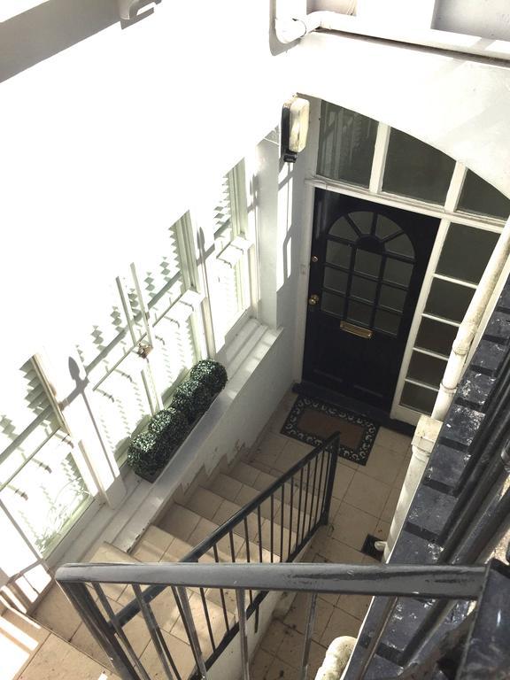 Victoria Station Apartment Лондон Екстер'єр фото
