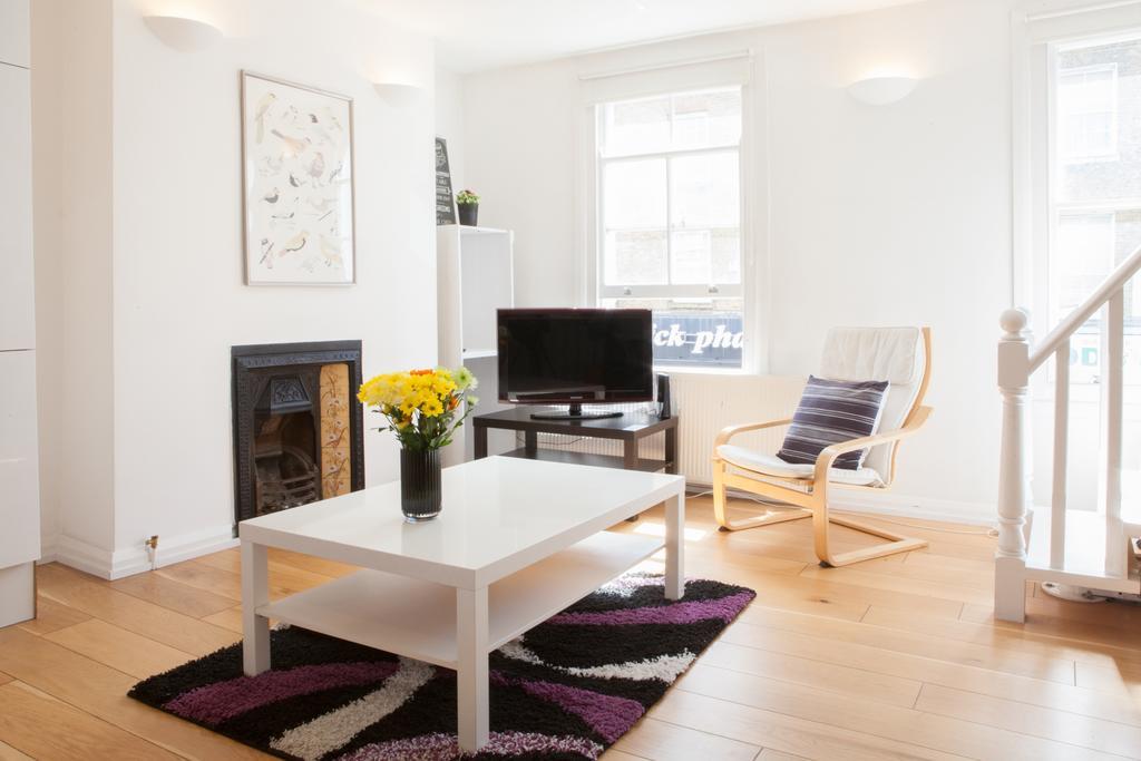 Victoria Station Apartment Лондон Екстер'єр фото