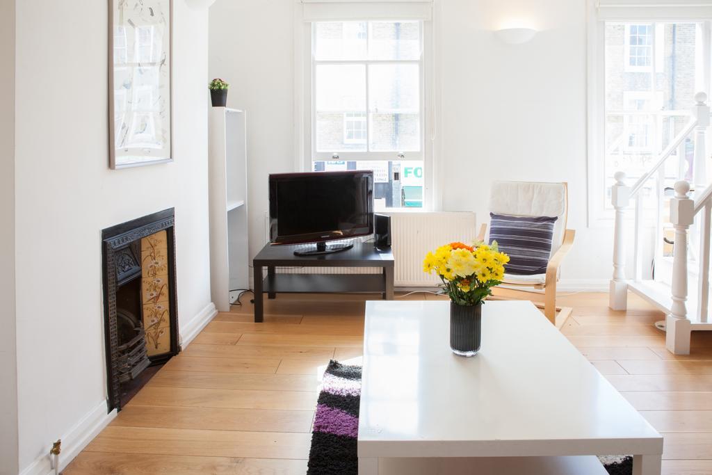 Victoria Station Apartment Лондон Екстер'єр фото