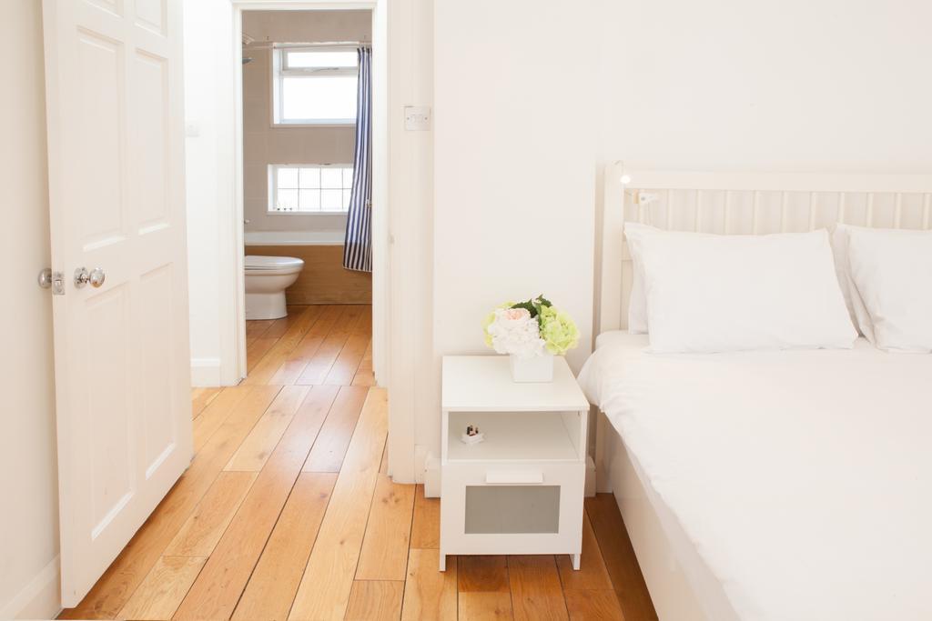 Victoria Station Apartment Лондон Екстер'єр фото