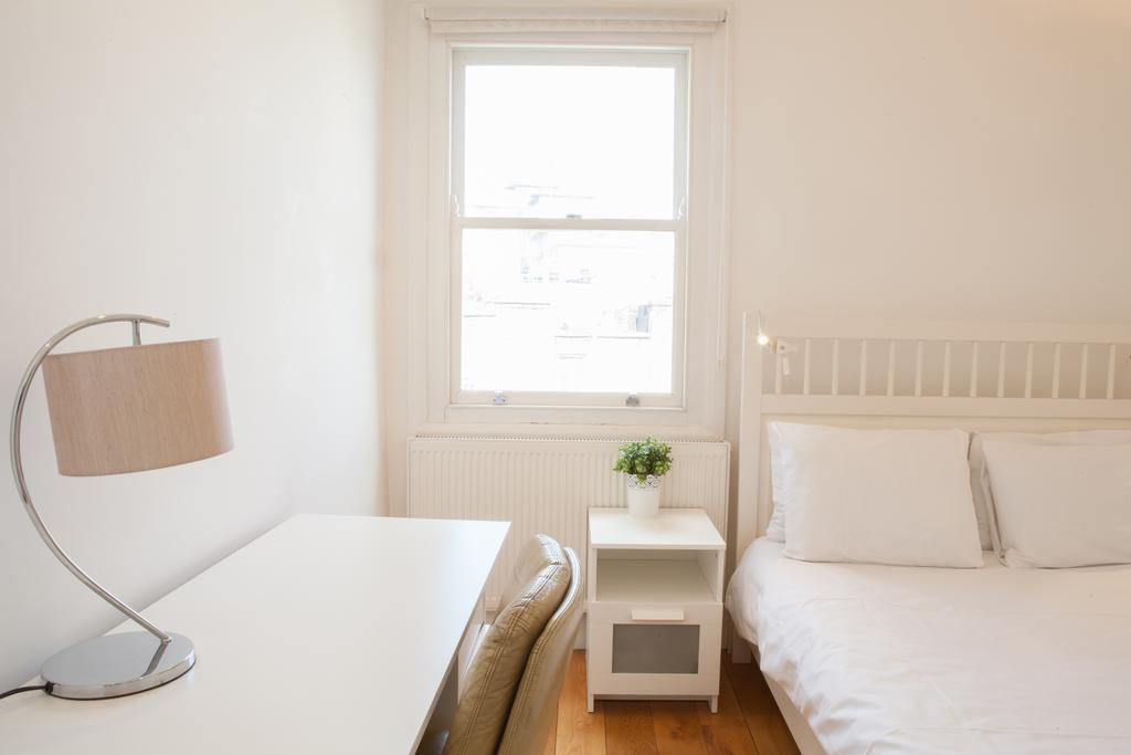 Victoria Station Apartment Лондон Екстер'єр фото