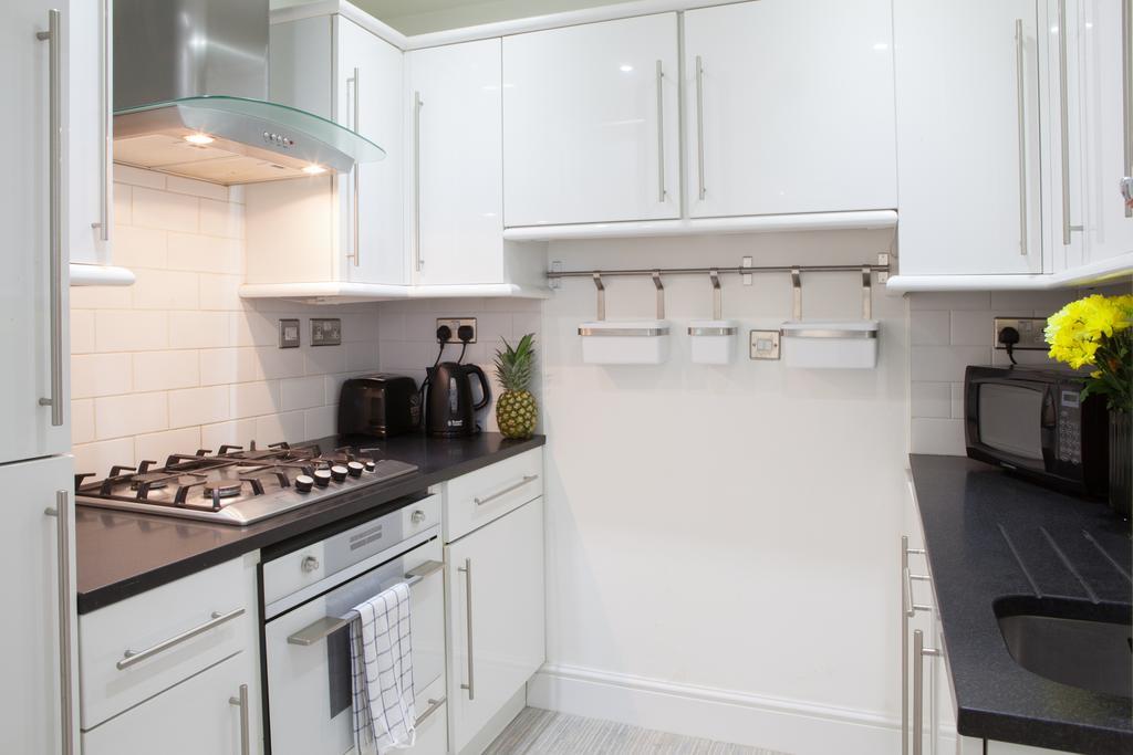 Victoria Station Apartment Лондон Екстер'єр фото