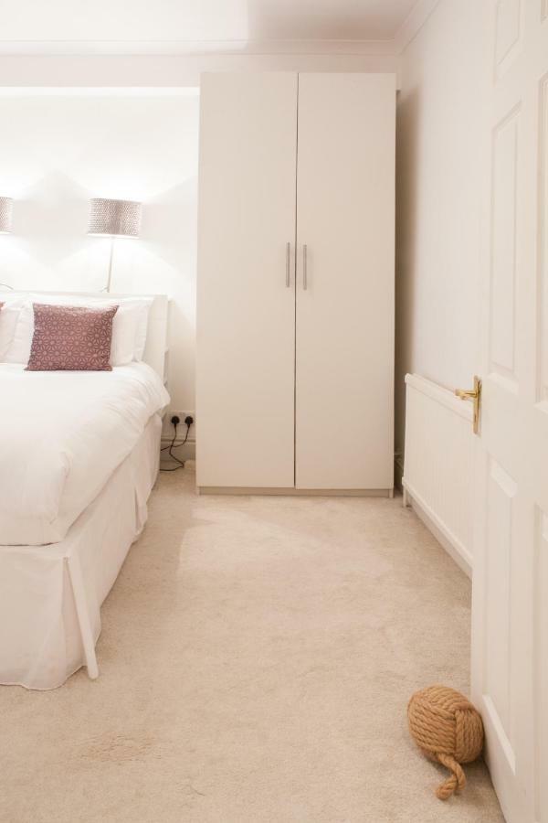 Victoria Station Apartment Лондон Екстер'єр фото
