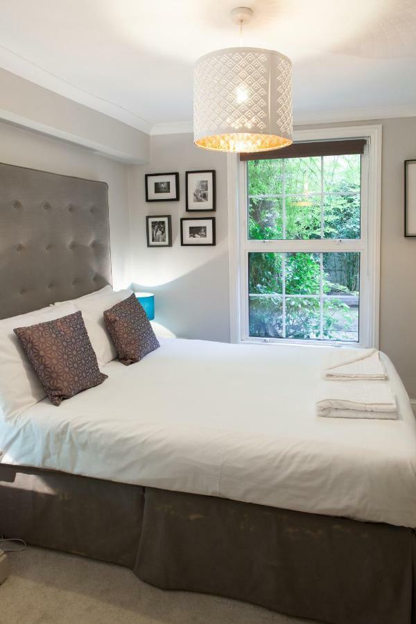 Victoria Station Apartment Лондон Екстер'єр фото